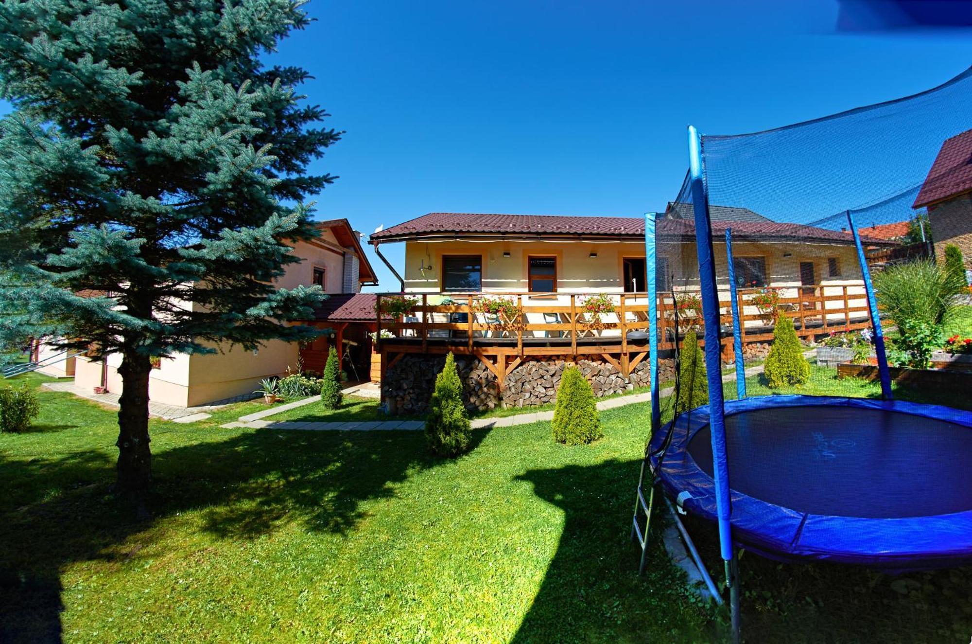 Vila Rhea Važec Exterior foto